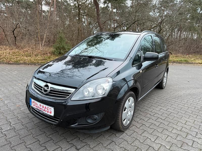 Schwarz Gebraucht 2012 Opel Zafira Family Van / Kleinbus | 2.800 € (Superpreis) - Bild 1/4