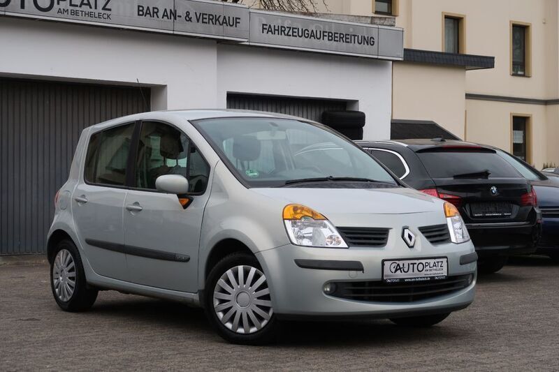 Grau Gebraucht 2005 Renault Modus Dynamique Van / Kleinbus | 1.950 € (Etwas zu teuer) - Bild 1/4