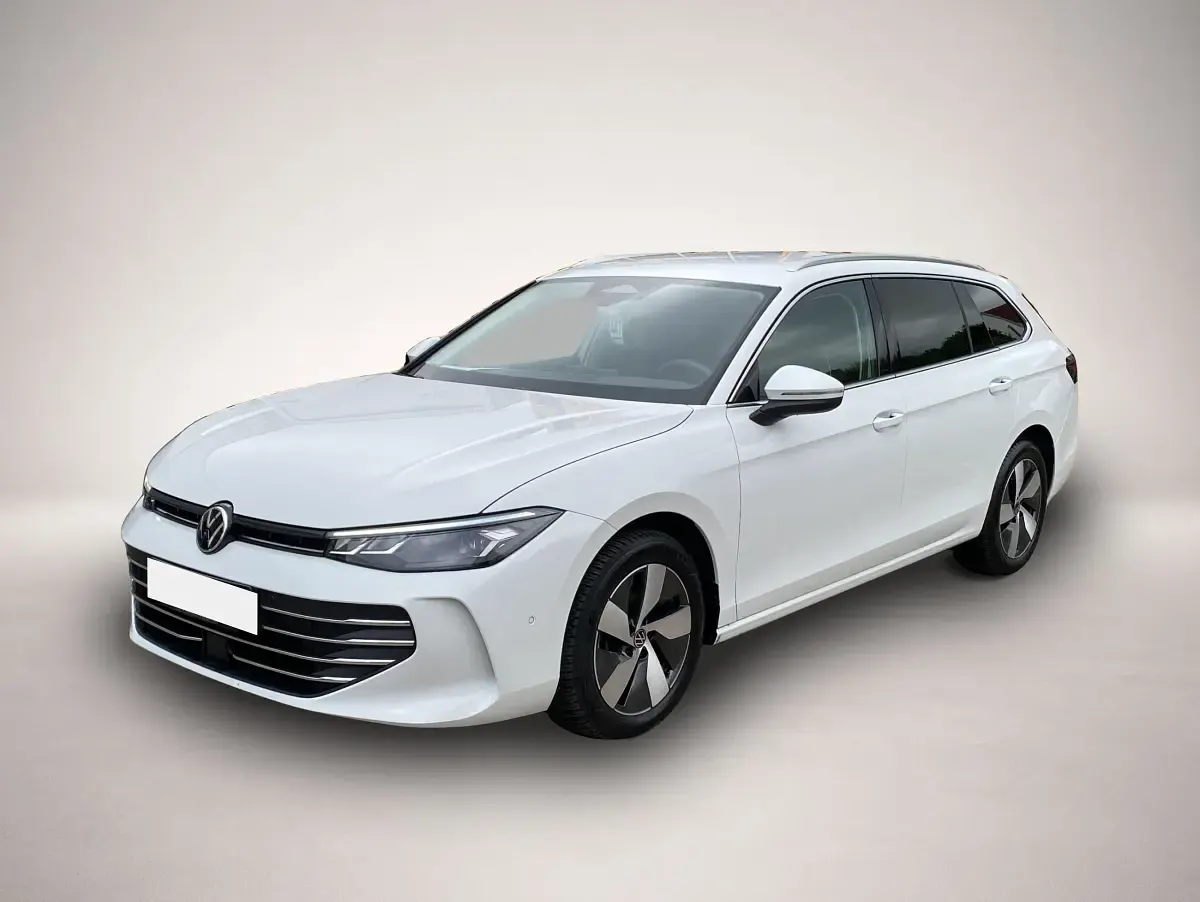 Gebraucht VW Passat 150 PS (110 kW) 2025 Kombi