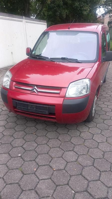 Gebraucht 2007 Citroën Berlingo Van / Kleinbus | 1.690 € (Guter Preis) - Bild 1/4