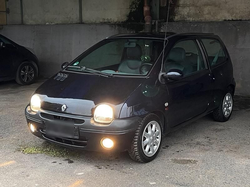 Blau Gebraucht 2002 Renault Twingo Initiale Paris Kleinwagen | 1.999 € (Fairer Preis) - Bild 1/4