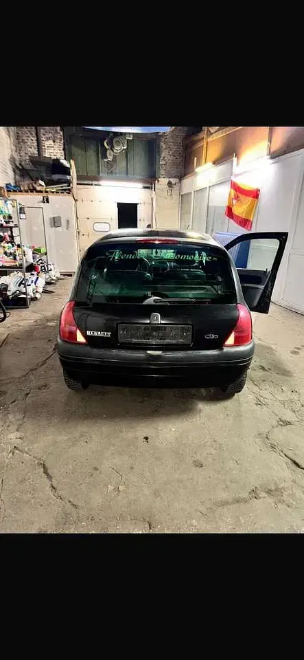 Gebraucht Renault Clio 58 PS (42 kW) 2001 Limousine
