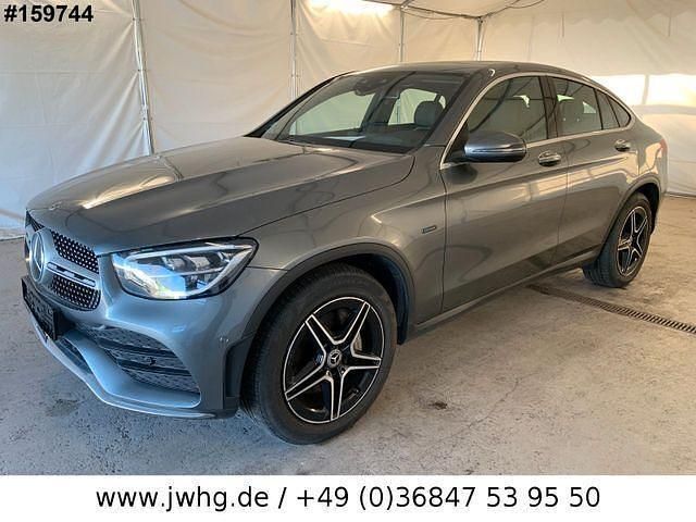 Grey metallic Gebraucht 2021 Mercedes GLC300e AMG Coupé | 34.450 € (Fairer Preis) - Bild 1/4