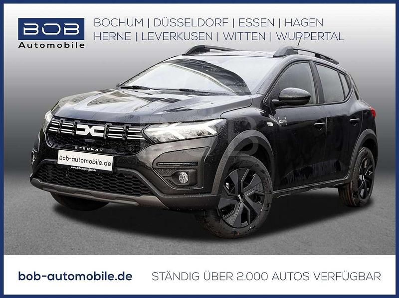 Perlmuttschwarz Gebraucht 2025 Dacia Sandero Expression Kleinwagen | 18.920 € (Fairer Preis) - Bild 1/3