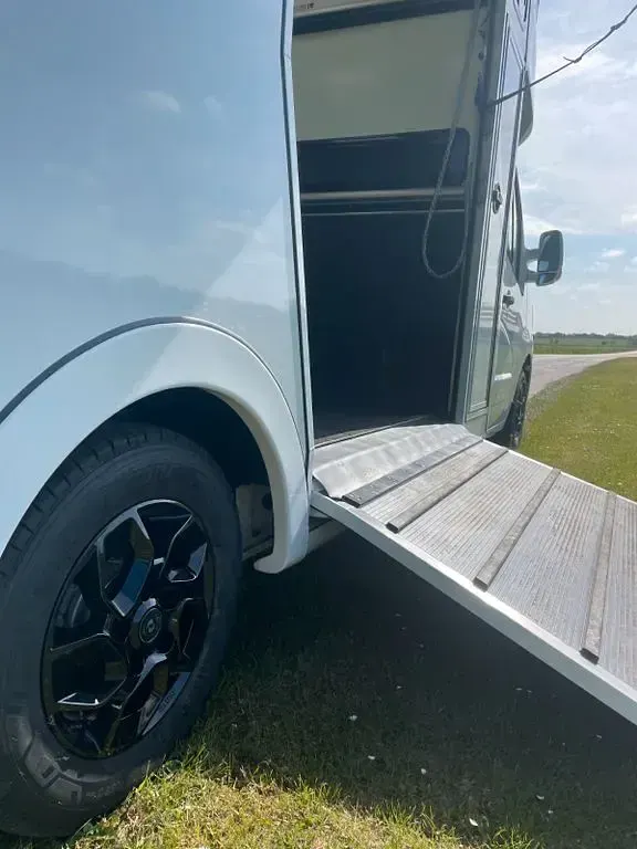 Nowe Renault Master 165 KM (121 kW) 2026 Biały Minivan