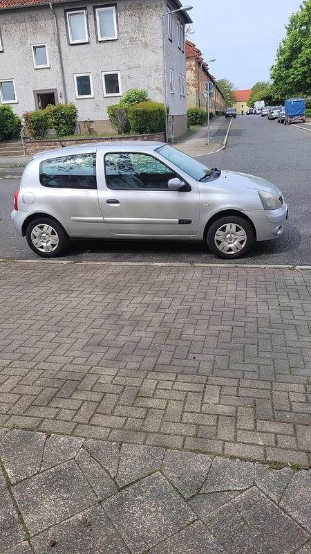 Usata Renault Clio II 2005 Argento Utilitaria