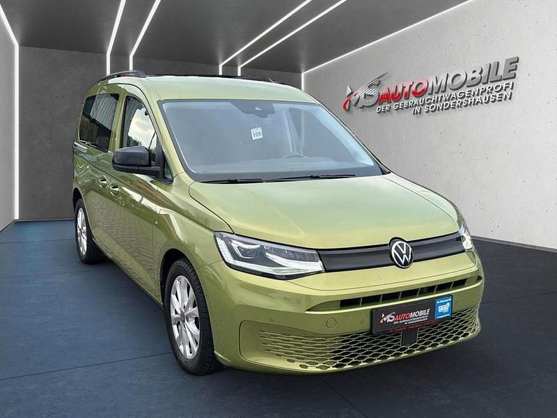 Gebraucht VW Caddy Basis 122 PS (89 kW) 2020 Grün Van / Kleinbus