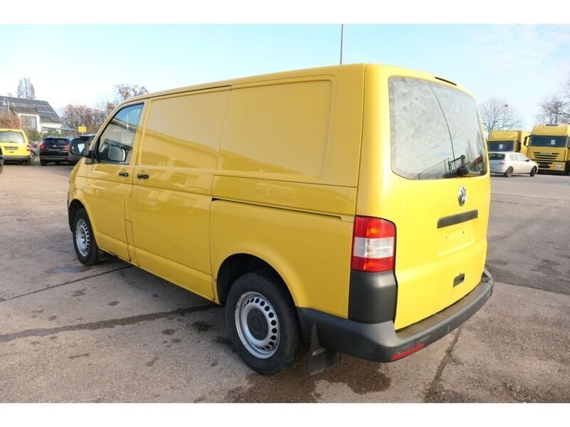 Gebraucht VW T5 84 PS (61 kW) 2014 Ginstergelb r1032 Van