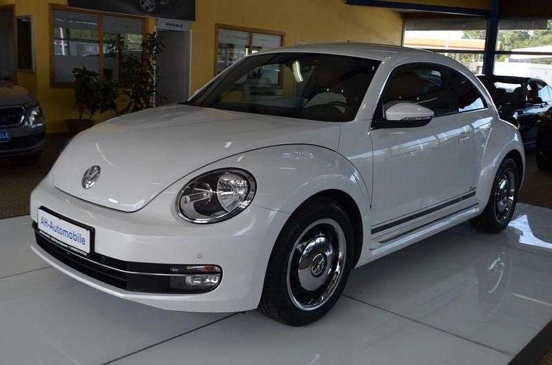Gebraucht VW Beetle Cup 105 PS (77 kW) 2014 Weiß Kleinwagen