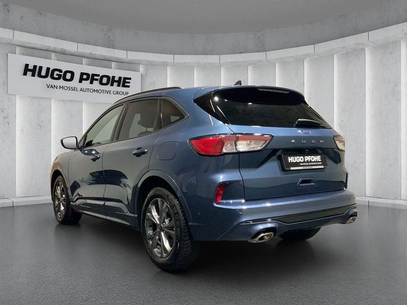 Gebraucht Ford Kuga ST-Line X 150 PS (110 kW) 2023 Chrome blue metallic SUV
