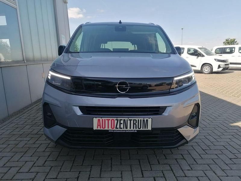 Neu Opel Combo 102 PS (75 kW) 2026 Grau Van / Kleinbus