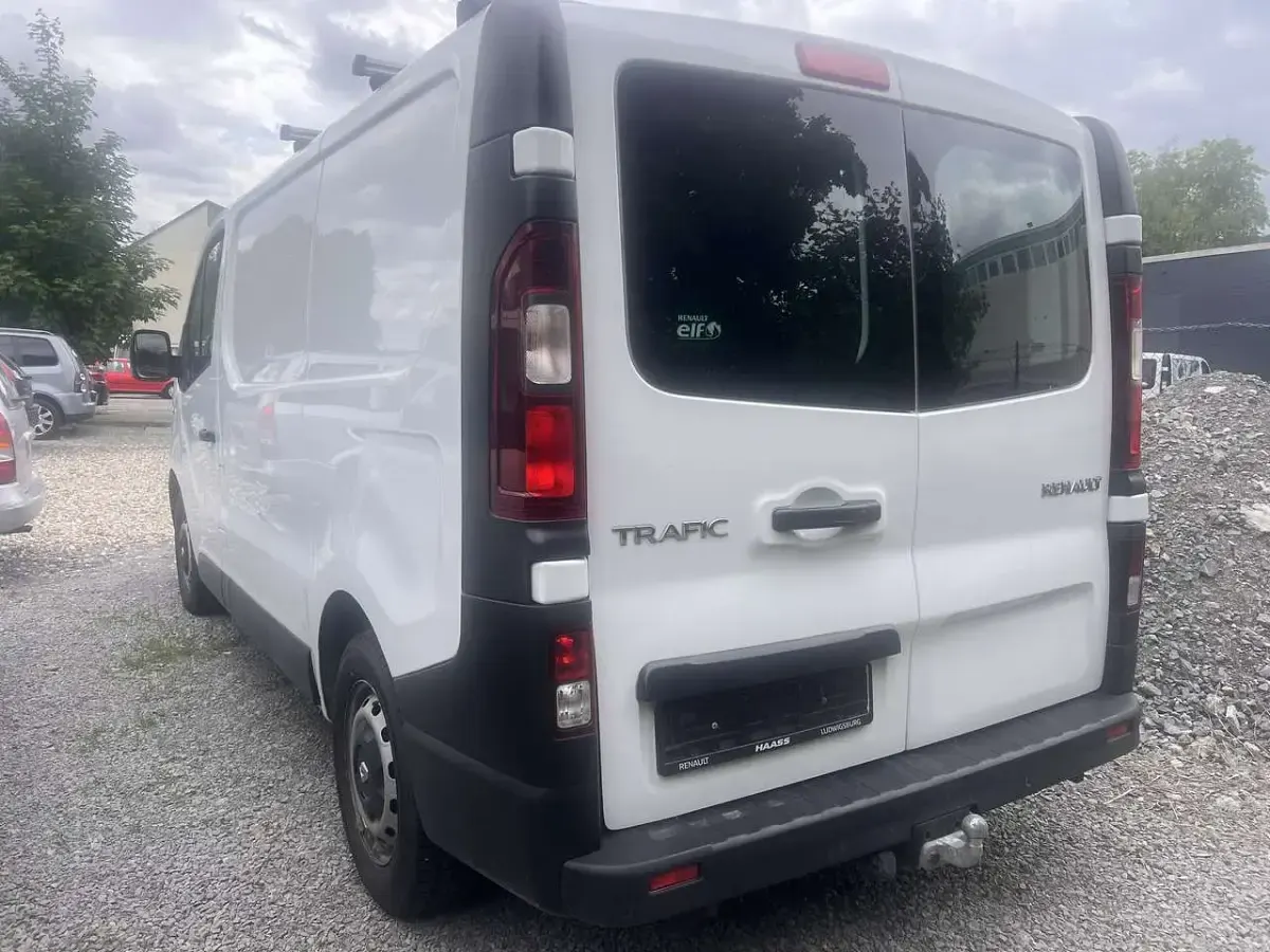 Usata Renault Trafic Komfort 120 CV (88 kW) 2019 Bianco Monovolume