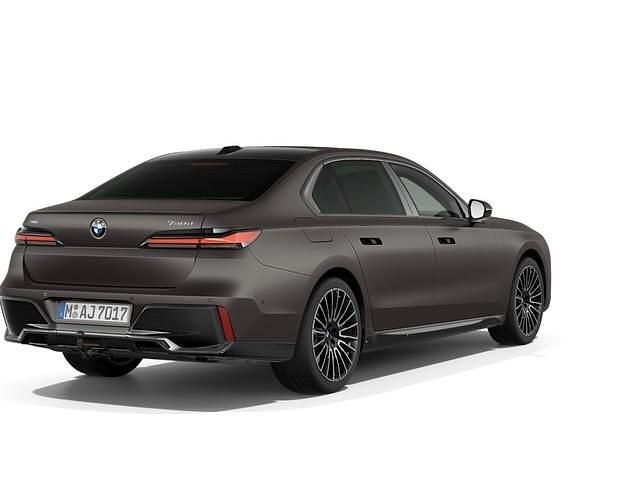 Neu BMW 740 299 PS (219 kW) 2026 Grau Limousine