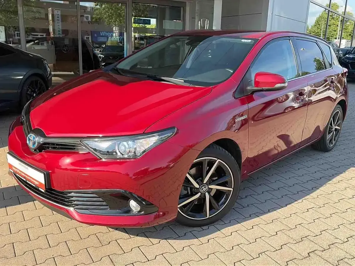 Gebraucht Toyota Auris Hybrid Team 99 PS (72 kW) 2019 Limousine