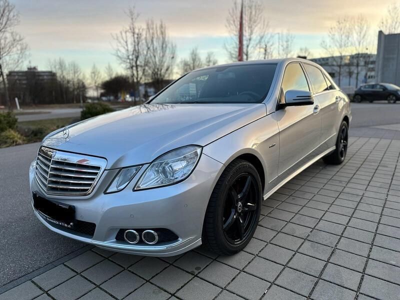 Gebraucht 2009 Mercedes E220 Limousine | 10.750 € (Guter Preis) - Bild 1/4