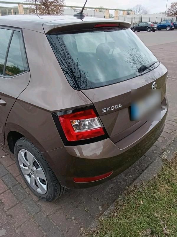 Gebraucht Skoda Fabia 2019 Braun Kleinwagen