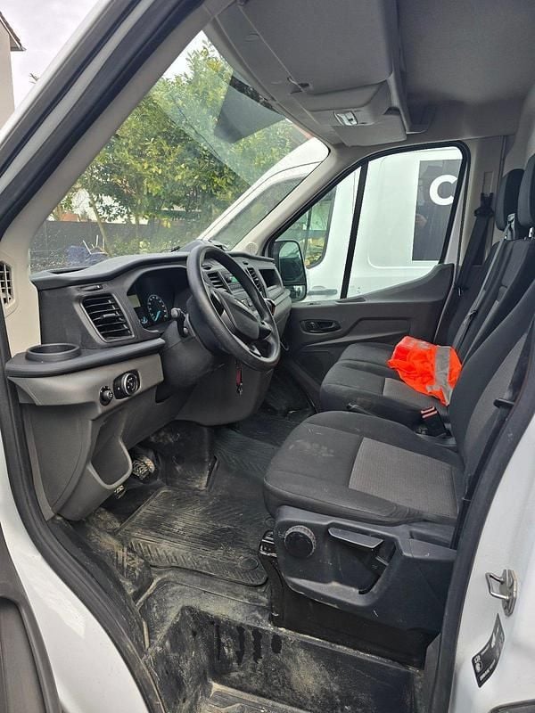 Gebraucht Ford Transit 131 PS (96 kW) 2022 Weiß Van