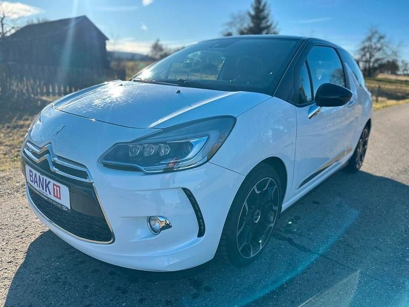 Gebraucht Citroën DS3 Sport Chic 165 PS (121 kW) 2016 Blanc banquise Kleinwagen