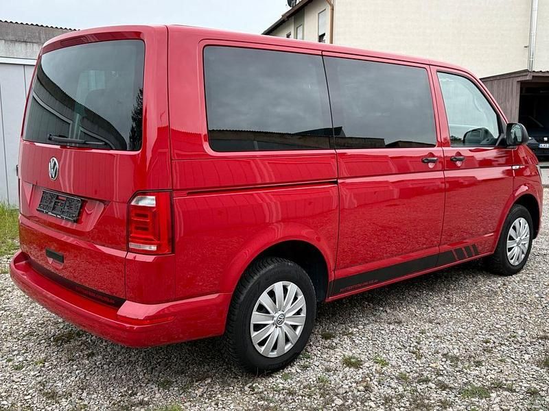 Gebraucht VW T6 150 PS (110 kW) 2017 Rot Van