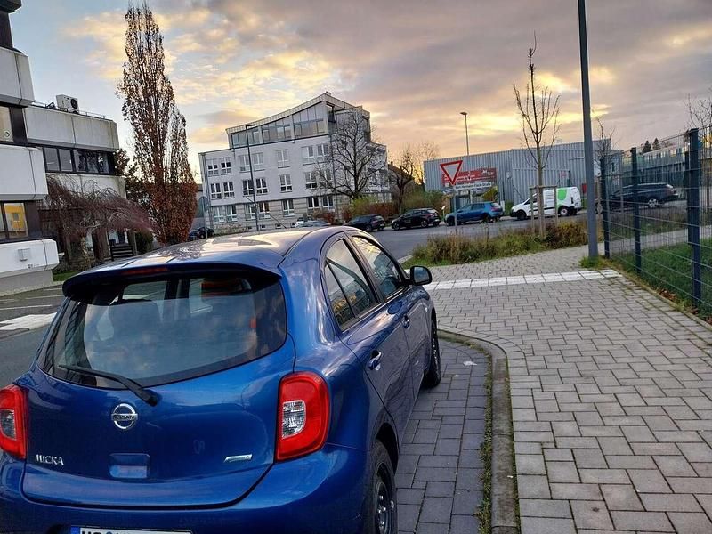 Gebraucht Nissan Micra 80 PS (58 kW) 2014 Blau Kleinwagen