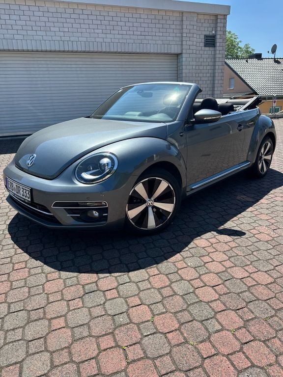 Grau Gebraucht 2017 VW Beetle Sound Cabrio | 21.600 € (Etwas zu teuer) - Bild 1/4