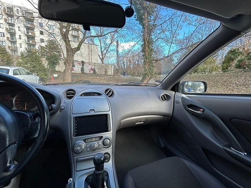 Gebraucht Toyota Celica 143 PS (105 kW) 2002 Schwarz Coupé