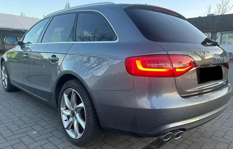 Gebraucht Audi A4 Ambiente 150 PS (110 kW) 2015 Kombi