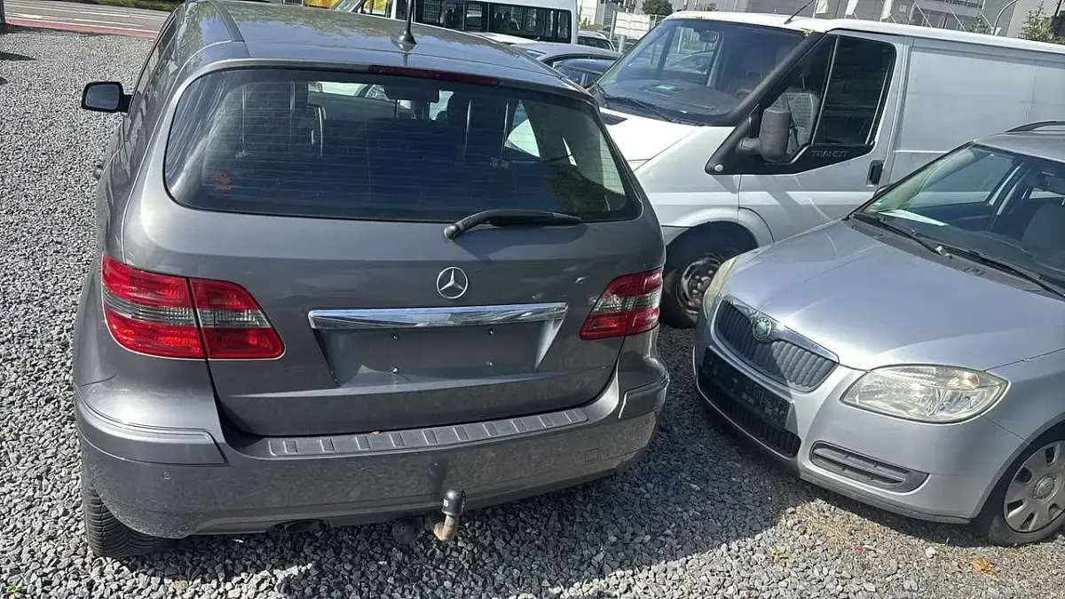 Gebraucht Mercedes B180 109 PS (80 kW) 2009 Mountaingrau  met. Van / Kleinbus