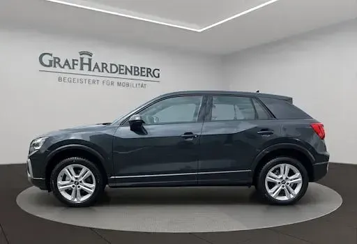 Neu Audi Q2 Advanced Plus 150 PS (110 kW) 2026 Weiß SUV