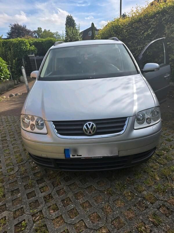 Silber Gebraucht 2003 VW Touran Van / Kleinbus | 2.298 € (Fairer Preis) - Bild 1/4