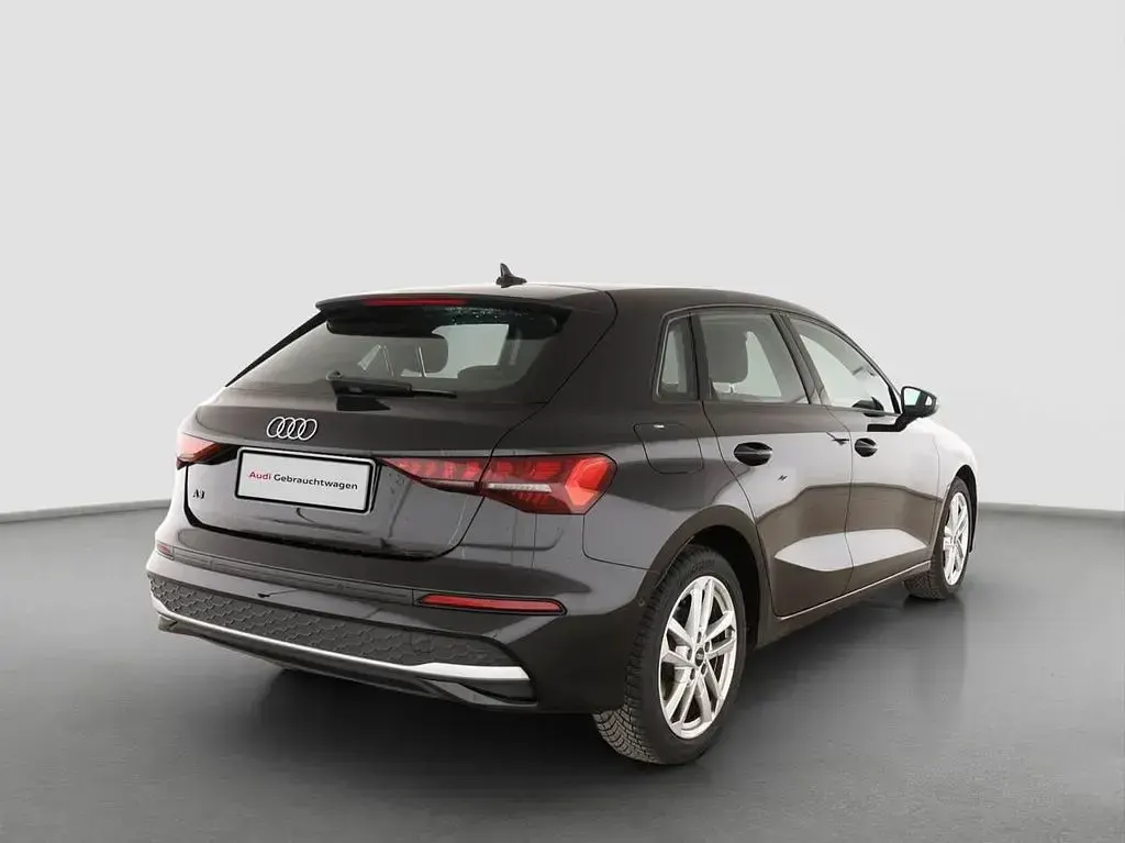 Gebraucht Audi A3 Advanced 150 PS (110 kW) 2025 Schwarz Limousine