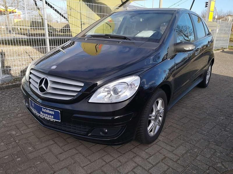 Gebraucht Mercedes B170 116 PS (85 kW) 2007 Kosmosschwarz Van / Kleinbus