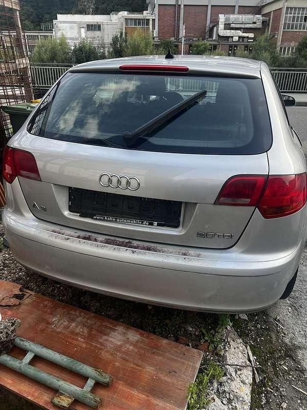 Silber Gebraucht 2008 Audi A3 Sportback Ambiente Kombi | 3.500 € (Guter Preis) - Bild 1/4