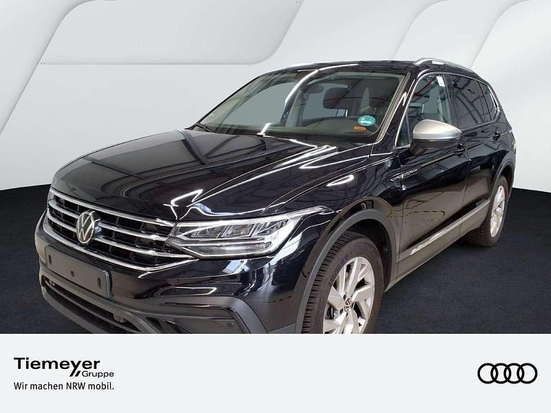 Schwarz Gebraucht 2024 VW Tiguan Allspace Life SUV | 34.790 € (Superpreis) - Bild 1/4