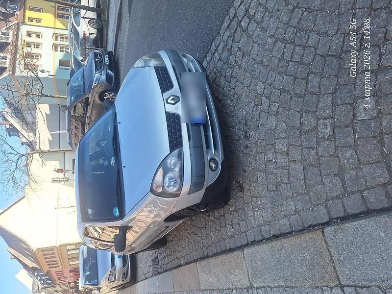 Second-hand Renault Clio II 2002 Argintiu Hatchback