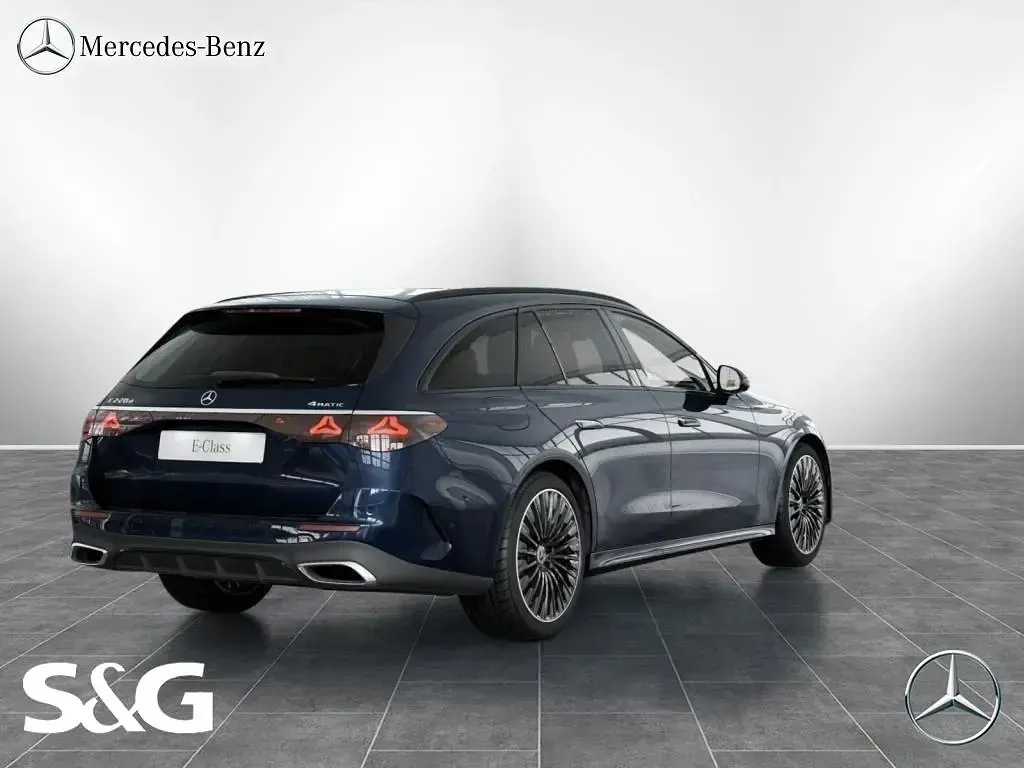 Gebraucht Mercedes E220 AMG 197 PS (144 kW) 2026 Nautikblau metallic Kombi