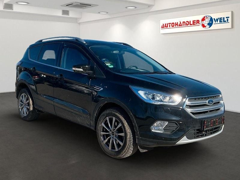 Gebraucht Ford Kuga Cool & Connect 150 PS (110 kW) 2018 Schwarz SUV