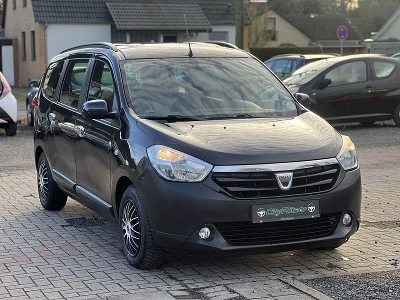 Grau Gebraucht 2013 Dacia Lodgy Van / Kleinbus | 3.500 € (Guter Preis) - Bild 1/4
