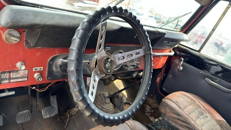 Gebraucht Jeep CJ 150 PS (110 kW) 1979 Rot SUV