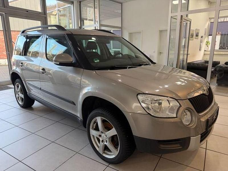 Gebraucht Skoda Yeti Plus Edition 122 PS (89 kW) 2011 Beige SUV