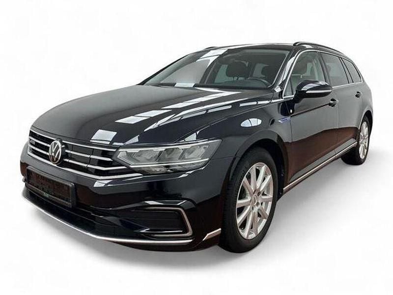 Schwarz Gebraucht 2021 VW Passat GTE Kombi | 19.999 € (Guter Preis) - Bild 1/3