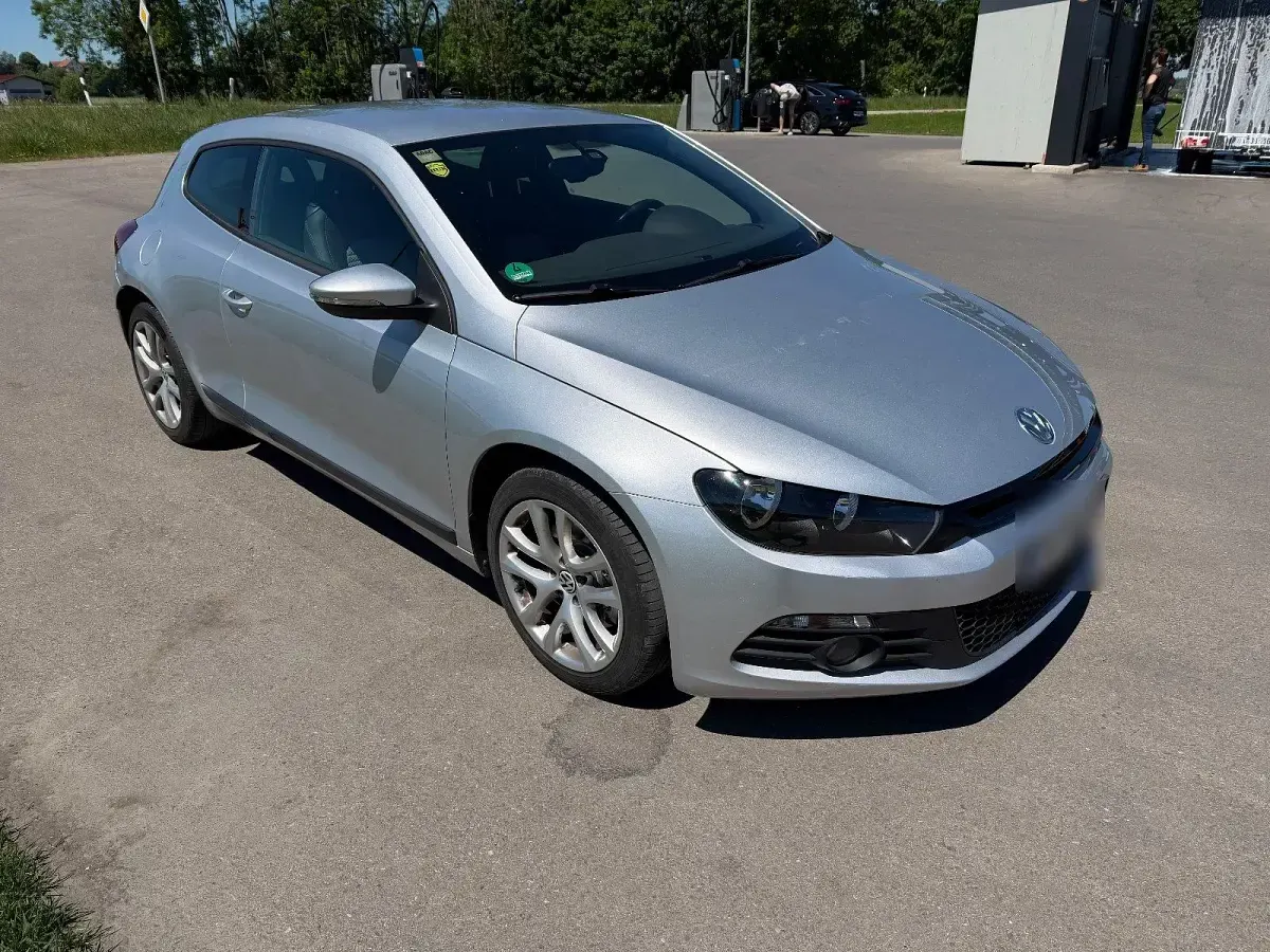 Gebraucht VW Scirocco 160 PS (117 kW) 2009 Silber Coupé