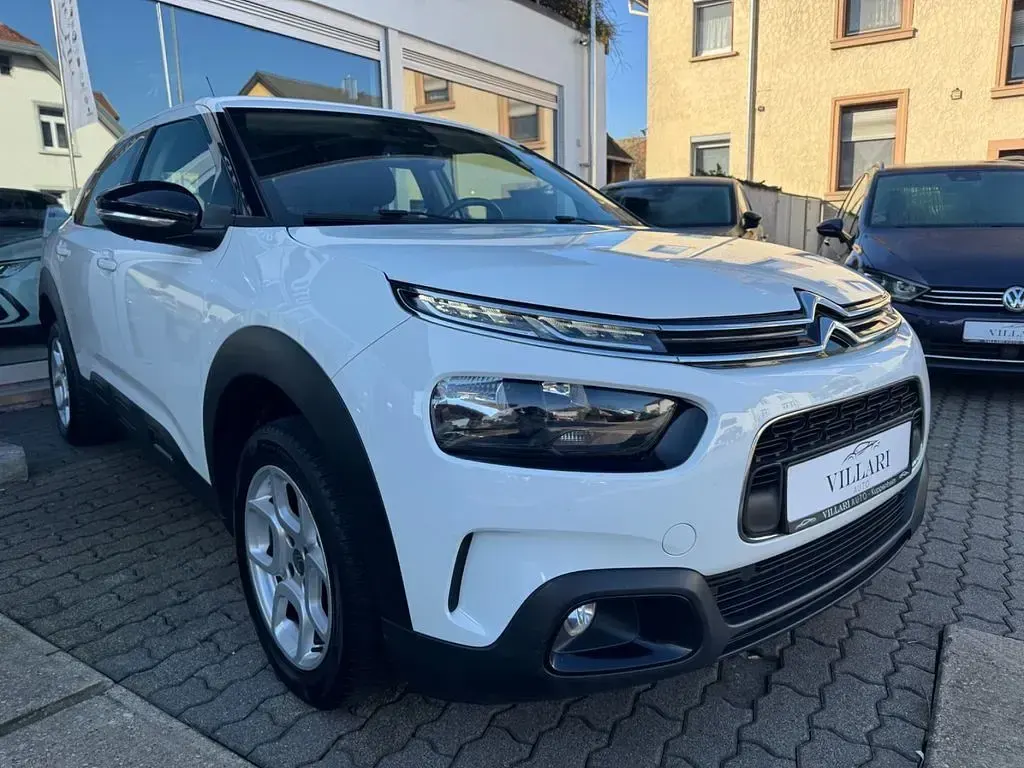 Gebraucht Citroën C4 Shine 102 PS (75 kW) 2019 Weiß SUV