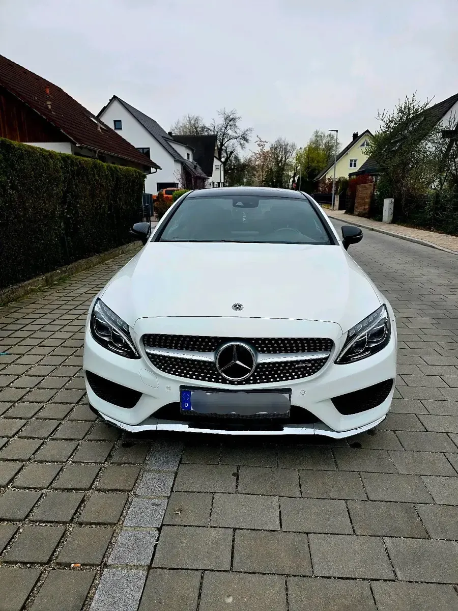 Gebraucht Mercedes C300 AMG 245 PS (180 kW) 2016 Weiß Coupé