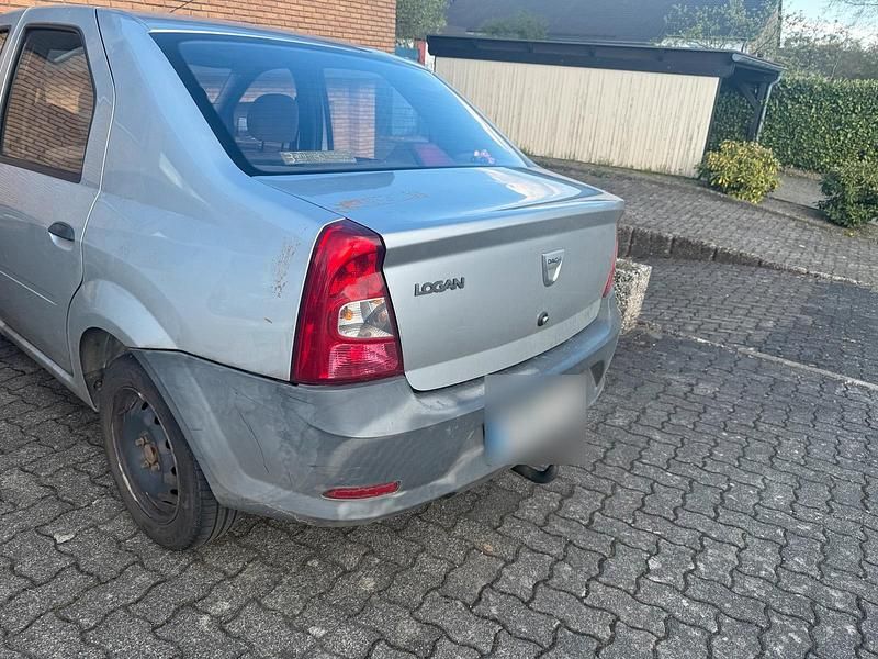 Second-hand Dacia Logan 2004 Argintiu Berlinǎ