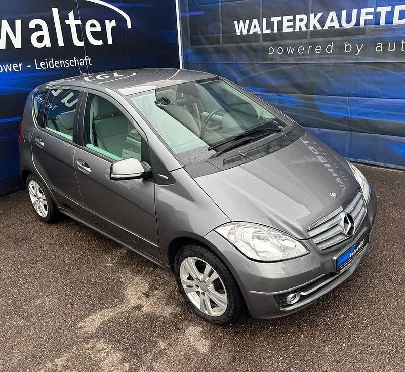 Gebraucht Mercedes A200 Elegance 136 PS (100 kW) 2010 Grau Kleinwagen