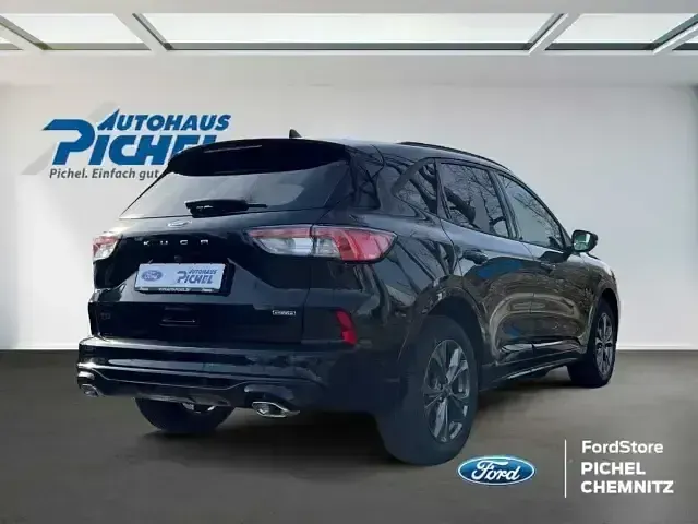 Gebraucht Ford Kuga ST-Line 224 PS (164 kW) 2023 Schwarz(metallic) SUV