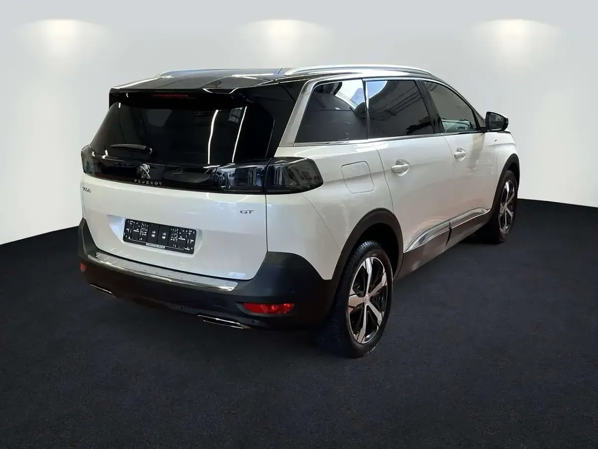 Gebraucht Peugeot 5008 GT 131 PS (96 kW) 2024 Weiss perlglänzend (metallic) SUV