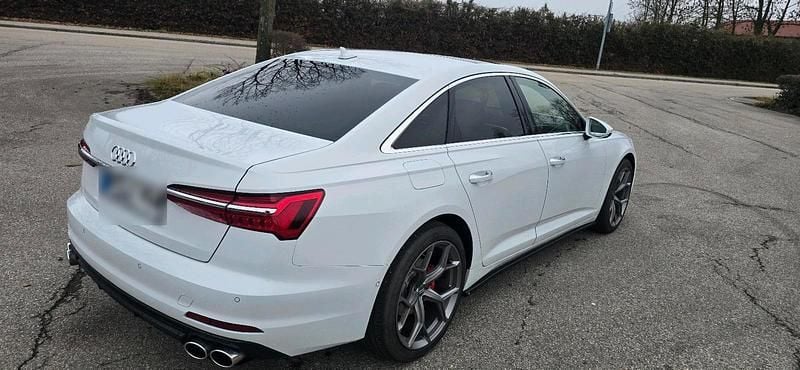 Gebraucht Audi A6 Design 204 PS (150 kW) 2020 Weiß Limousine