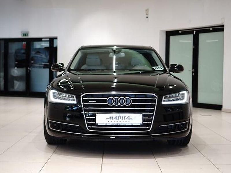 Schwarz Gebraucht 2015 Audi A8 Sport Limousine | 26.449 € (Etwas zu teuer) - Bild 1/4